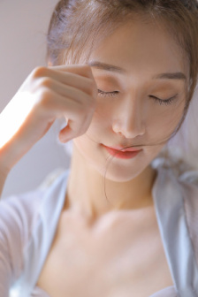 我的邻居美女